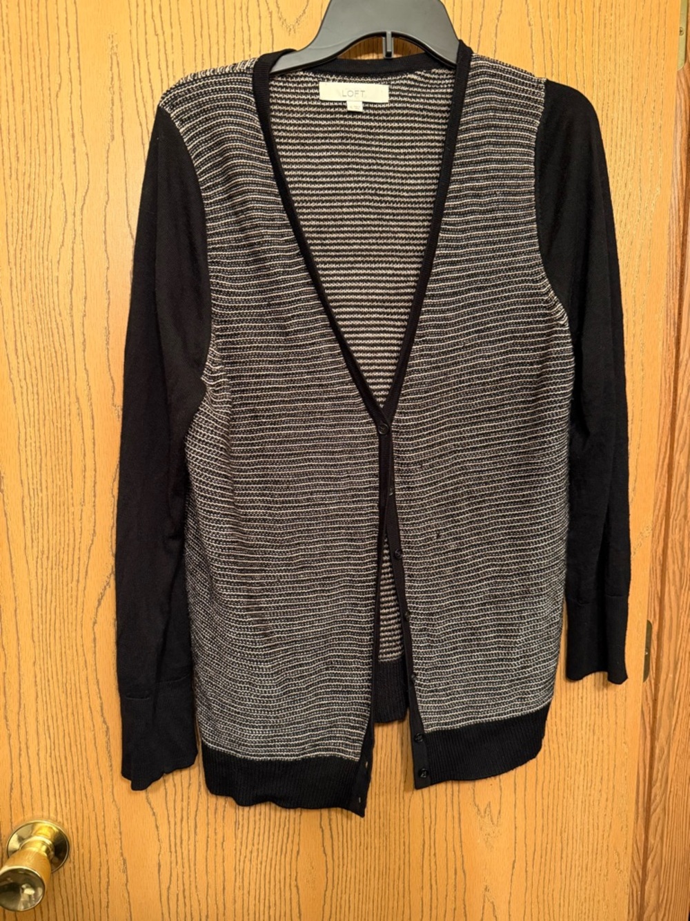 LOFT size XL long sleeved cardigan